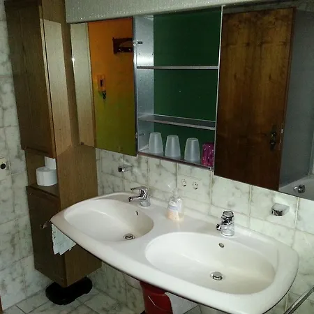 Ferienwohnung Konig Holiday home *