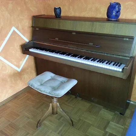 Holiday home Ferienwohnung Konig Neuenburg (Enz)
